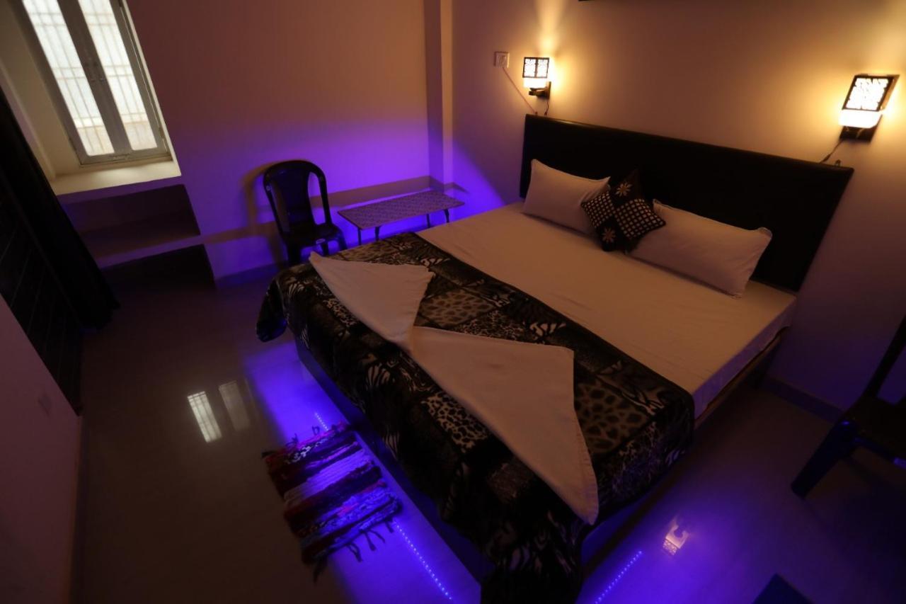 Gully Ghar Hotel Varanasi Ngoại thất bức ảnh