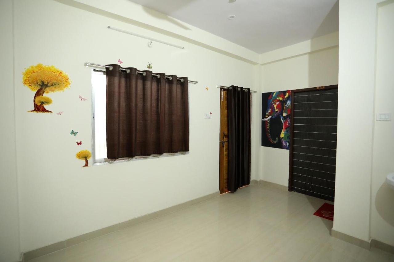 Gully Ghar Hotel Varanasi Ngoại thất bức ảnh