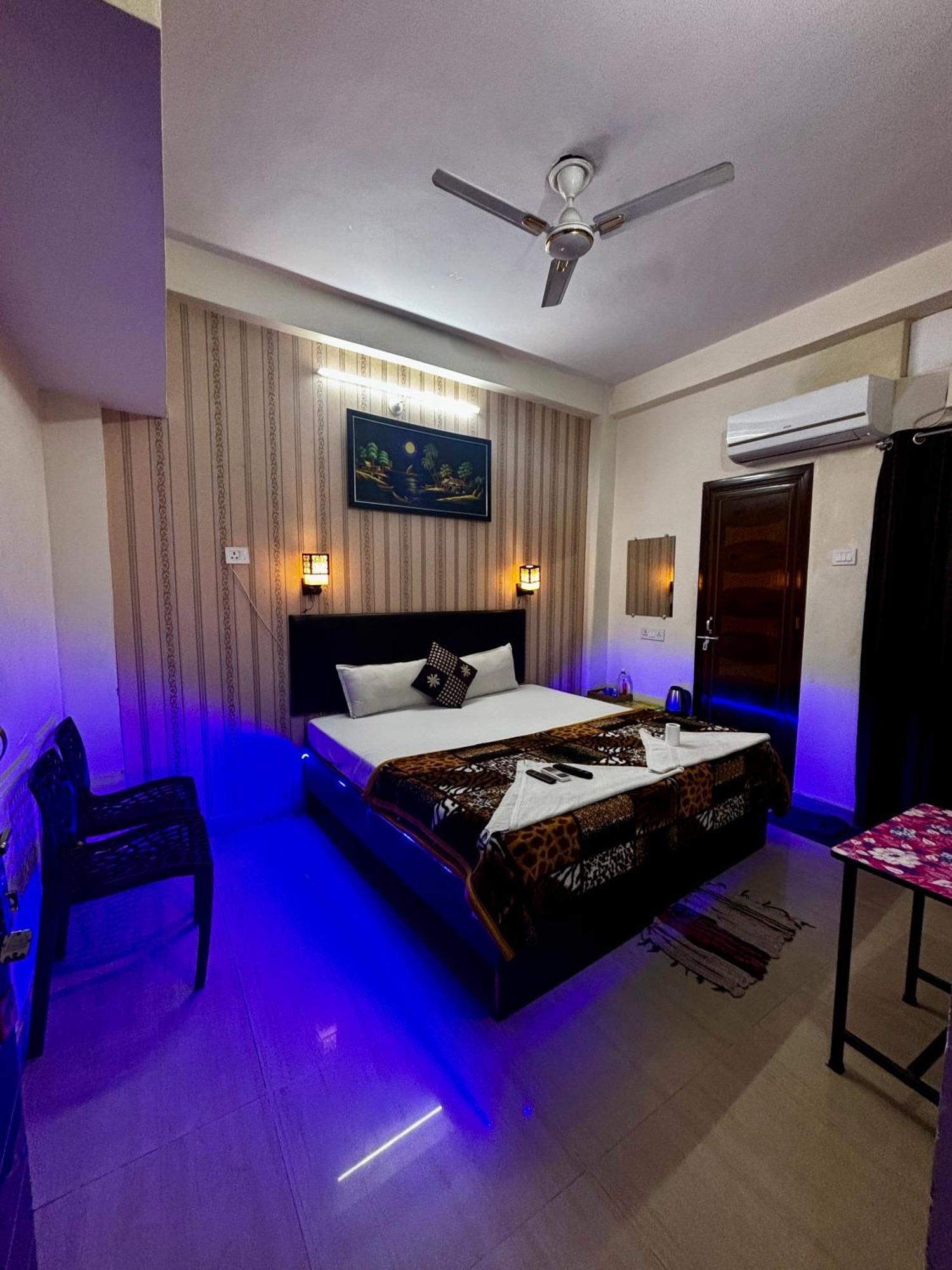 Gully Ghar Hotel Varanasi Ngoại thất bức ảnh